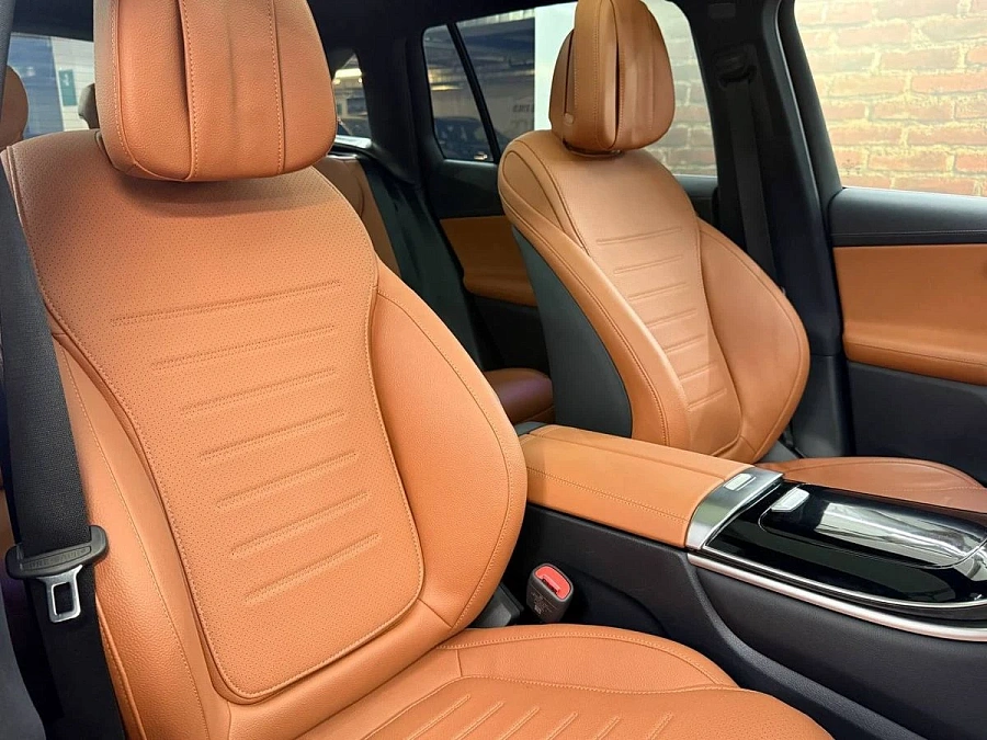 Mercedes-Benz GLC, 2023г., полный привод, автомат