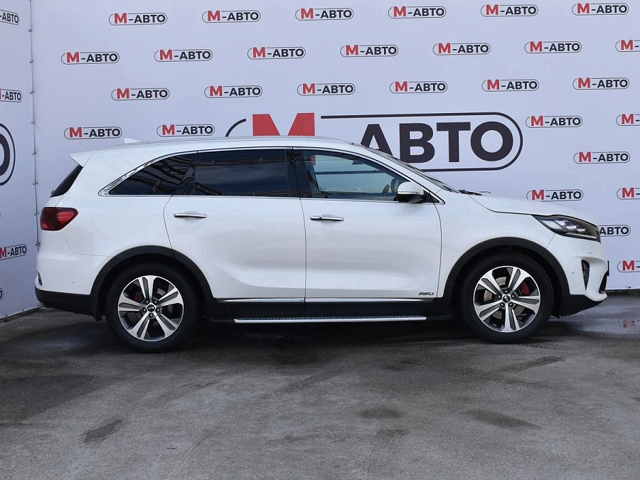 Kia Sorento, 2018г., полный привод, автомат