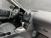 Nissan Qashqai, 2010г., передний привод, вариатор