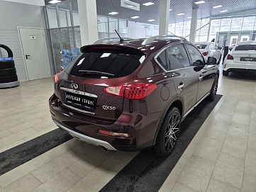 Infiniti QX50, 2016г, полный привод, автомат