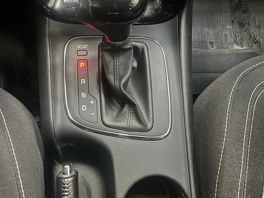 Kia Ceed, 2015г., передний привод, робот