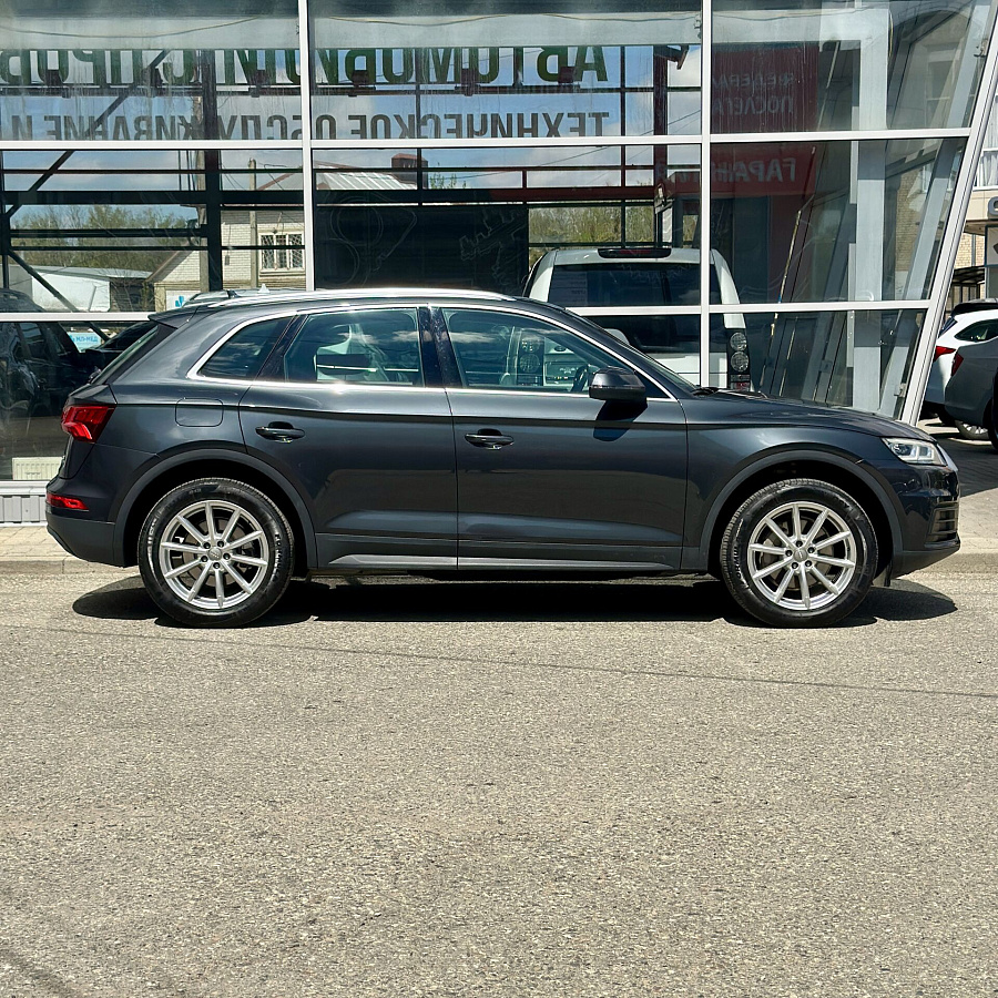 Audi , 2017г., передний привод, автомат
