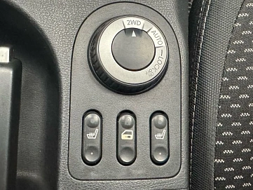 Nissan Qashqai, 2009г, передний привод, автомат