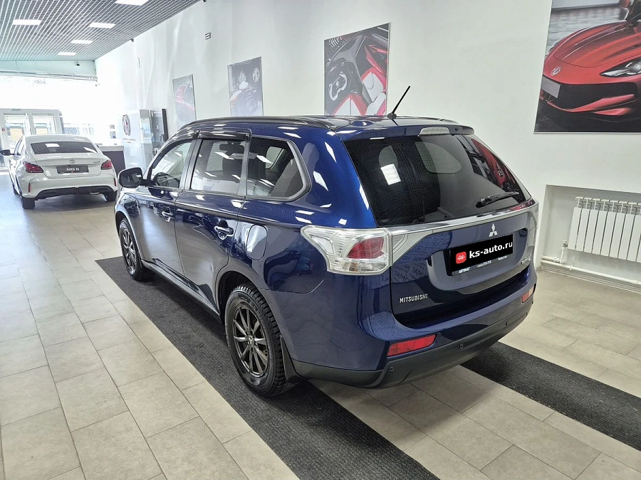 Mitsubishi Outlander, 2013г., полный привод, вариатор