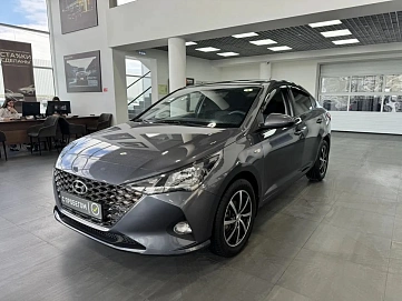 Hyundai Solaris, 2021г., передний привод, автомат