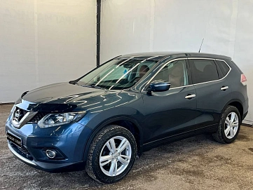 Nissan X-Trail, 2015г, передний привод, вариатор