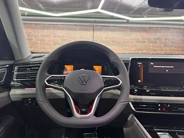 Volkswagen , 2025г., полный привод, робот