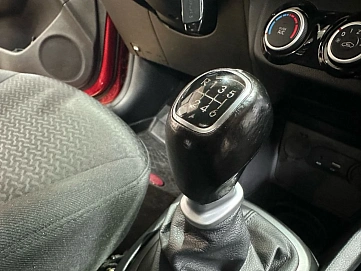 Kia Rio, 2015г., передний привод, механика