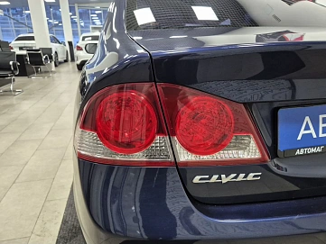 Honda Civic, 2008г, передний привод, механика