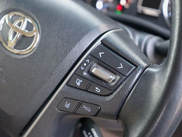 Toyota Alphard, 2019г, полный привод, вариатор