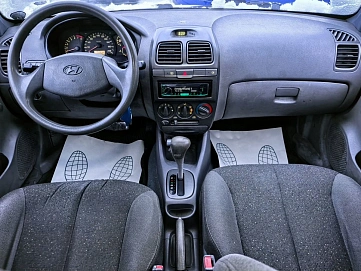 Hyundai Accent, 2008г, передний привод, автомат