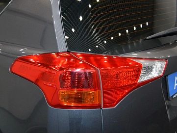 Toyota RAV4, 2014г, полный привод, вариатор