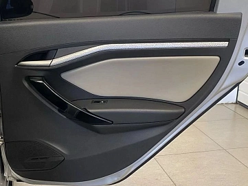Lada (ВАЗ) Vesta, 2021г, передний привод, автомат