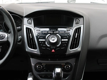 Ford Focus, 2012г, передний привод, робот