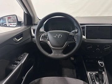 Hyundai Solaris, 2018г, передний привод, автомат