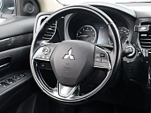 Mitsubishi Outlander, 2015г., полный привод, вариатор