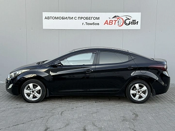 Hyundai Elantra, 2013г, передний привод, автомат