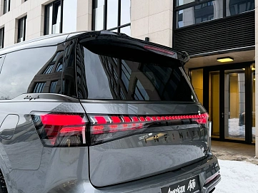 Infiniti QX80, 2025г, полный привод, автомат