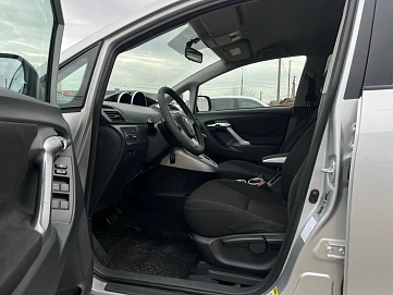 Toyota Verso, 2011г, передний привод, автомат