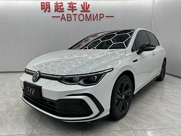 Volkswagen Golf, 2023г, передний привод, робот