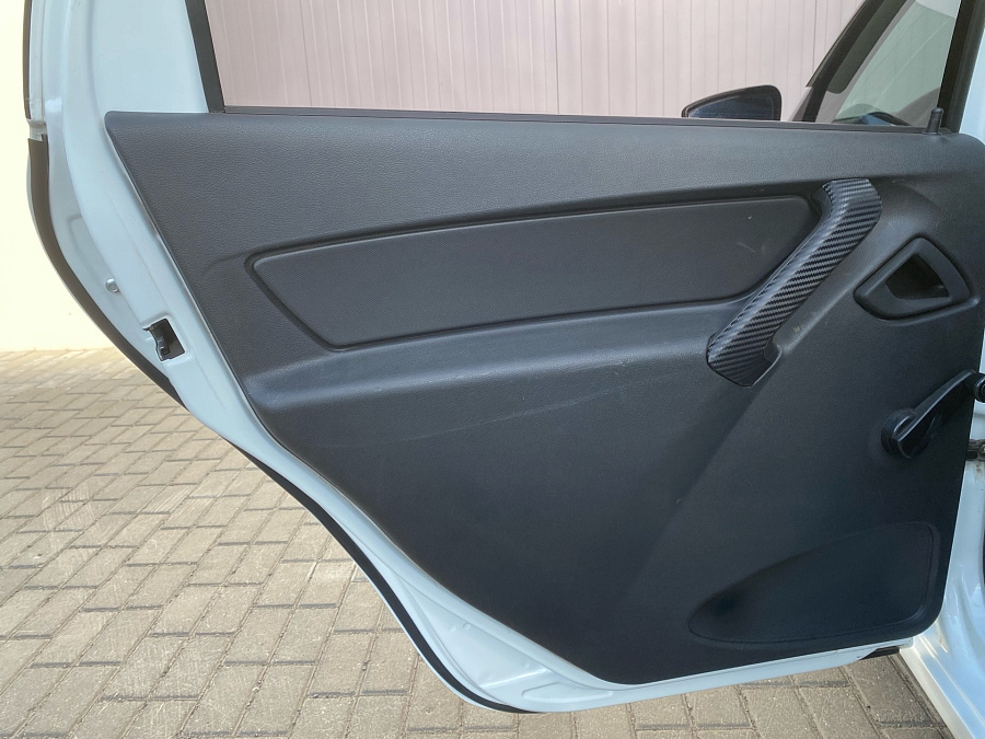 Lada (ВАЗ) Granta, 2021г., передний привод, механика