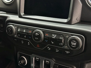 Jeep Wrangler, 2018г, полный привод, автомат