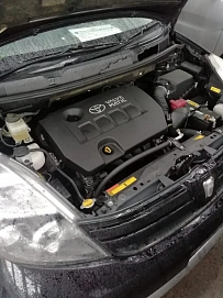 Toyota ISis, 2014г, передний привод, вариатор