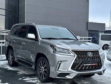 Lexus LX, 2017г, полный привод, автомат