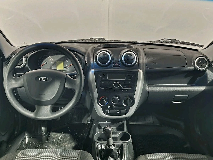 Lada (ВАЗ) Granta, 2015г., передний привод, механика