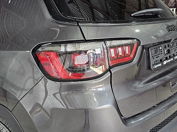 Jeep Compass, 2022г, передний привод, автомат