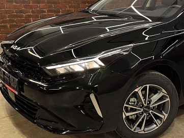 Kia K3, 2025г, передний привод, вариатор