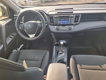 Toyota RAV4, 2014г, полный привод, вариатор