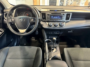 Toyota RAV4, 2013г, полный привод, вариатор