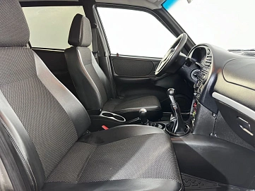 Chevrolet Niva, 2013г, полный привод, механика