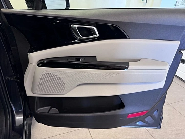 Kia Carnival, 2021г., передний привод, автомат