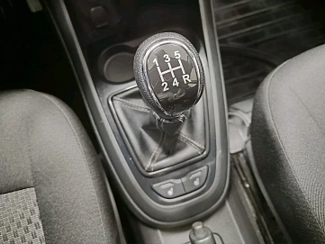 Lada (ВАЗ) Vesta, 2017г, передний привод, механика