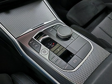 BMW 3 серии, 2024г, полный привод, автомат