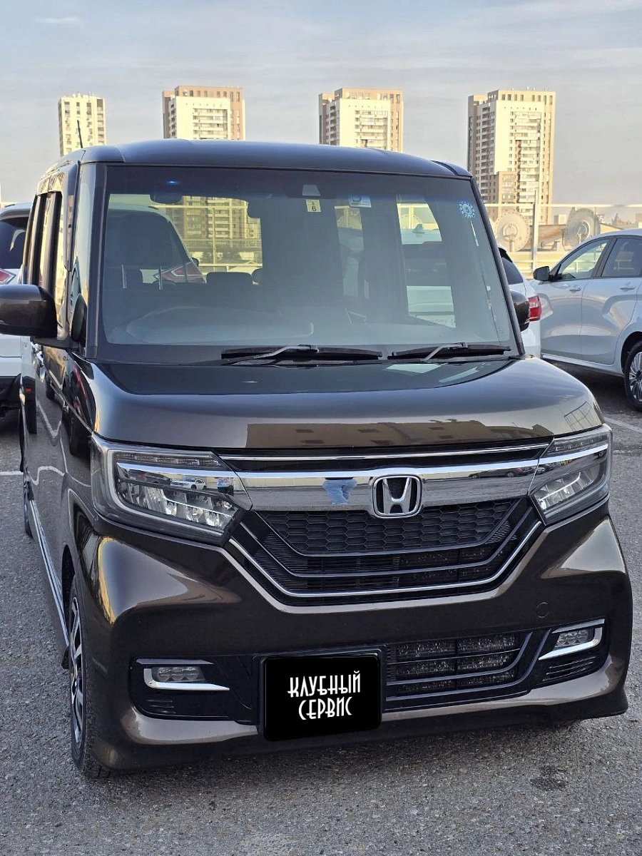 Honda N-BOX, 2018г., передний привод, вариатор