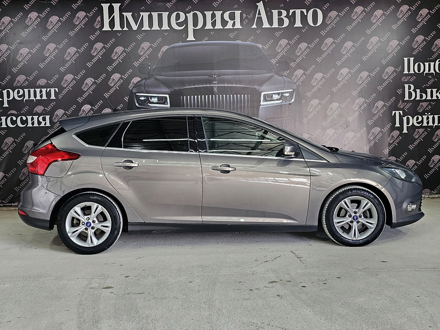 Ford Focus, 2011г., передний привод, робот