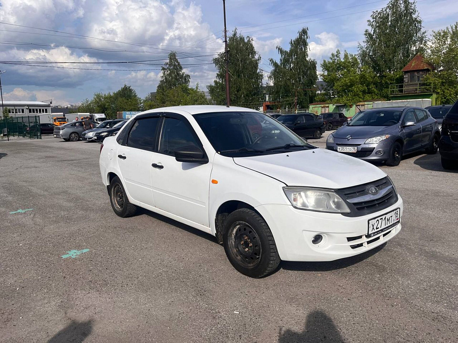 Lada (ВАЗ) Granta, 2015г., передний привод, механика