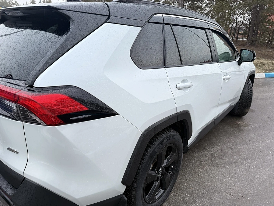 Toyota RAV4, 2021г., полный привод, автомат