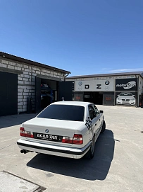 BMW 5 серии, 1988г, задний привод, механика