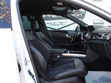 Mercedes-Benz E-Класс, 2013г, задний привод, автомат