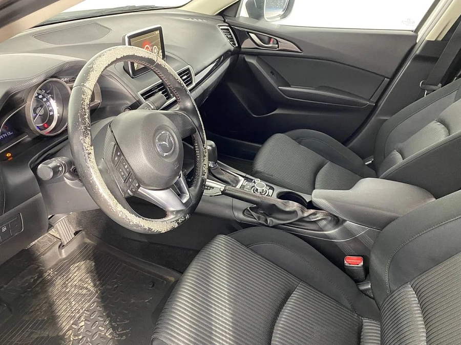 Mazda 3, 2016г., передний привод, автомат