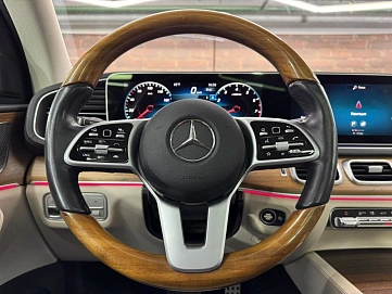 Mercedes-Benz GLS, 2021г, полный привод, автомат