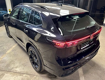 Volkswagen Tiguan, 2025г, полный привод, робот