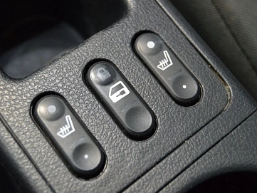 Nissan Qashqai, 2011г, передний привод, механика