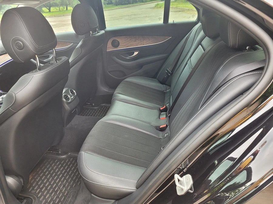 Mercedes-Benz E-Класс, 2016г., задний привод, автомат