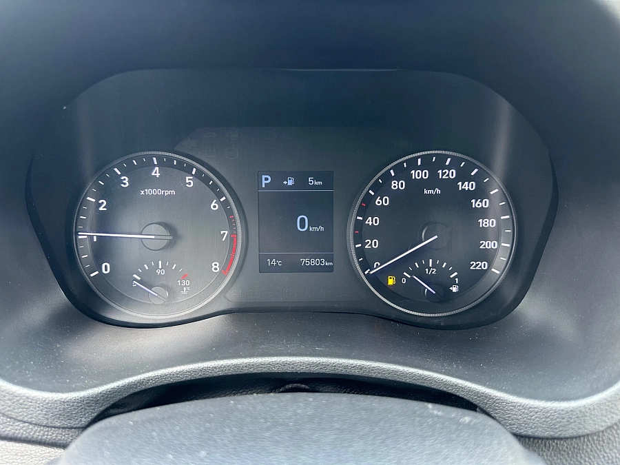 Hyundai Solaris, 2019г., передний привод, автомат