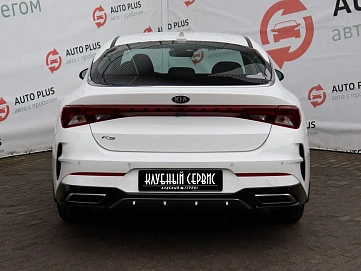 Kia K5, 2021г, передний привод, автомат